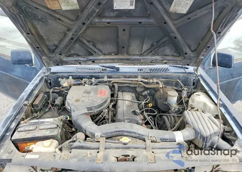 1992 Nissan Truck Short Wheelbase из США, поврежденный, VIN 1N6SD11S0NC353280